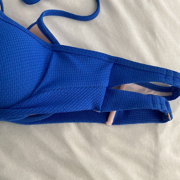 Shade & Shore Cobalt Bathing Suit Top - Picture 4 of 7
